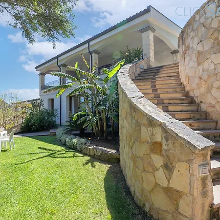 Janas Luxury Surrounded By Large Park, Swimming Pool, Parking And Wifi *