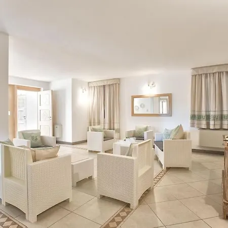 Janas Luxury Surrounded By Large Park, Swimming Pool, Parking And Wifi Villa Alghero