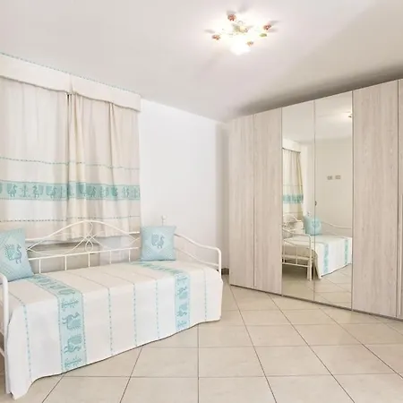 Villa Janas Luxury Surrounded By Large Park, Swimming Pool, Parking And Wifi Alghero