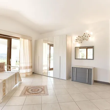 Villa Janas Luxury Surrounded By Large Park, Swimming Pool, Parking And Wifi Alghero