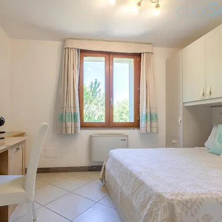 Villa Janas Luxury Surrounded By Large Park, Swimming Pool, Parking And Wifi *