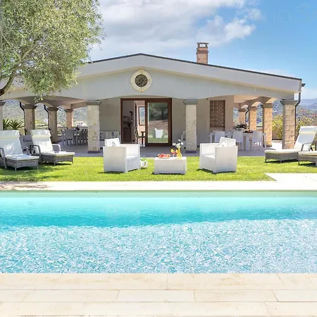 Janas Luxury Surrounded By Large Park, Swimming Pool, Parking And Wifi Villa Alghero