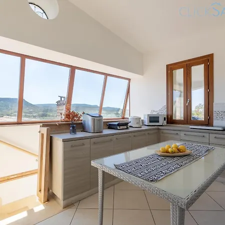 Janas Luxury Surrounded By Large Park, Swimming Pool, Parking And Wifi Villa Alghero