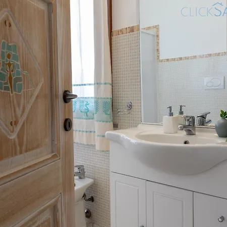 Janas Luxury Surrounded By Large Park, Swimming Pool, Parking And Wifi *