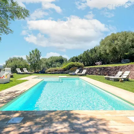 Villa Janas Luxury Surrounded By Large Park, Swimming Pool, Parking And Wifi Alghero