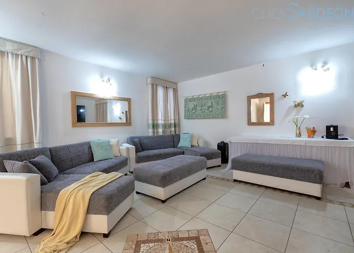 Villa Janas Luxury Surrounded By Large Park, Swimming Pool, Parking And Wifi Alghero