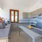 Vila Janas Luxury Surrounded By Large Park, Swimming Pool, Parking And Wifi