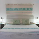 Janas Luxury Surrounded By Large Park, Swimming Pool, Parking And Wifi Alghero
