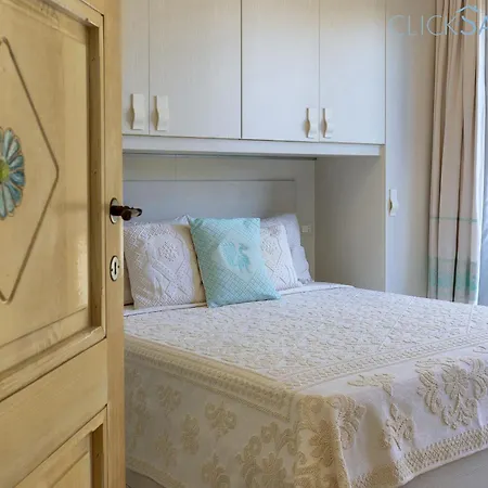 Janas Luxury Surrounded By Large Park, Swimming Pool, Parking And Wifi * Alghero